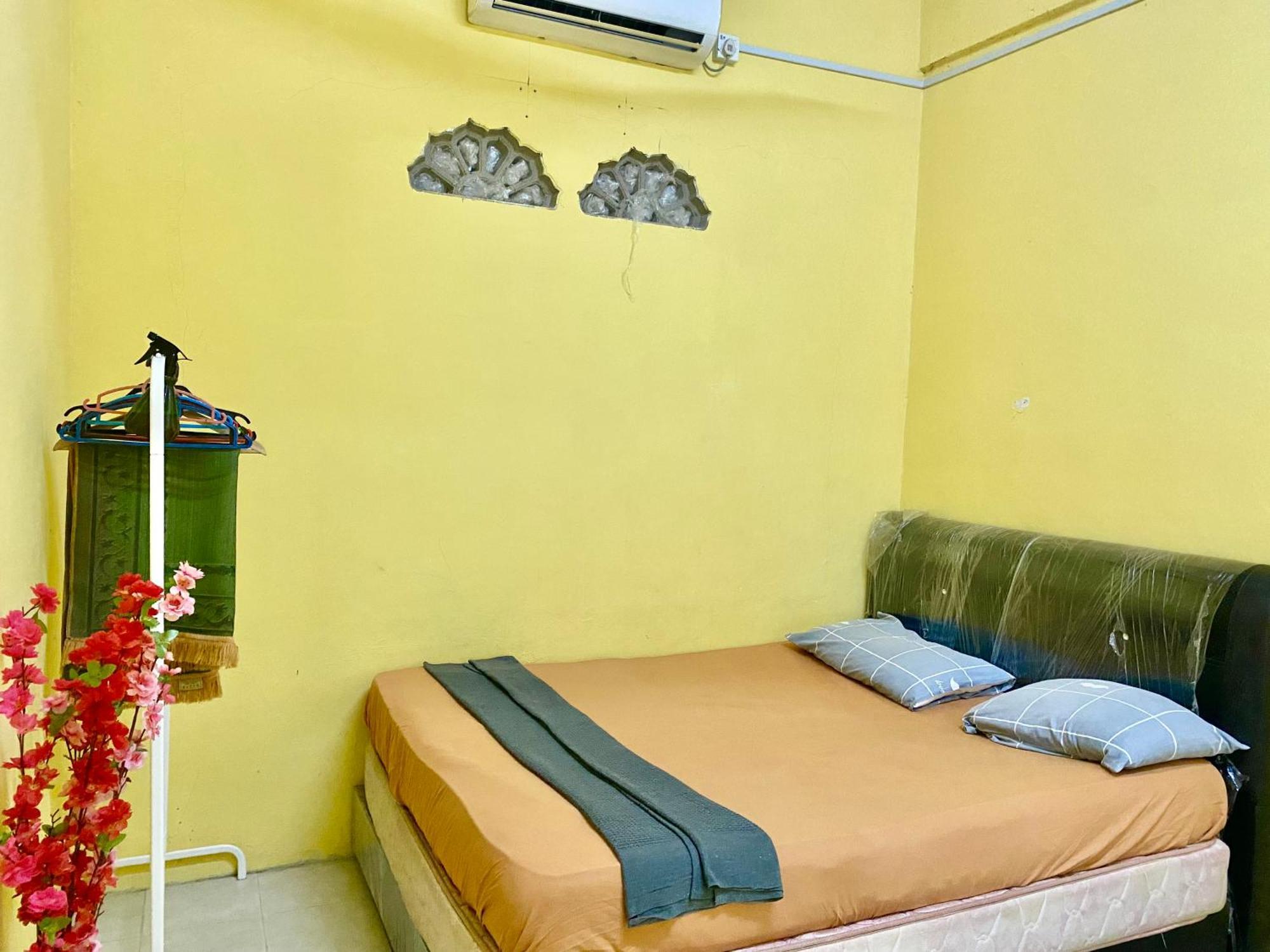 קואלה טרנגאנו Umi Homestay Batu Buruk מראה חיצוני תמונה